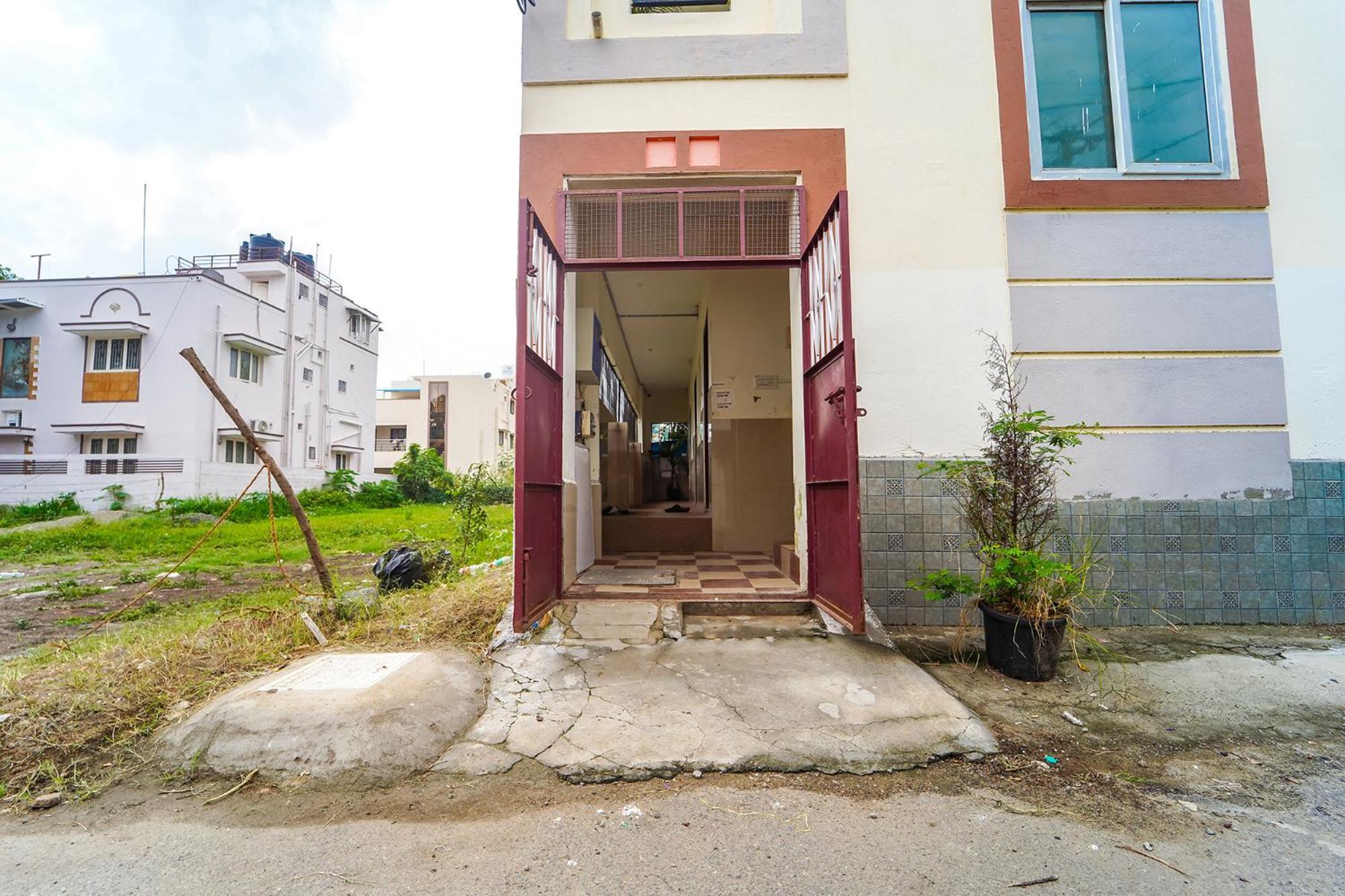 Fabexpress Clover Castle - Nr Coimbatore International Airport Bagian luar foto
